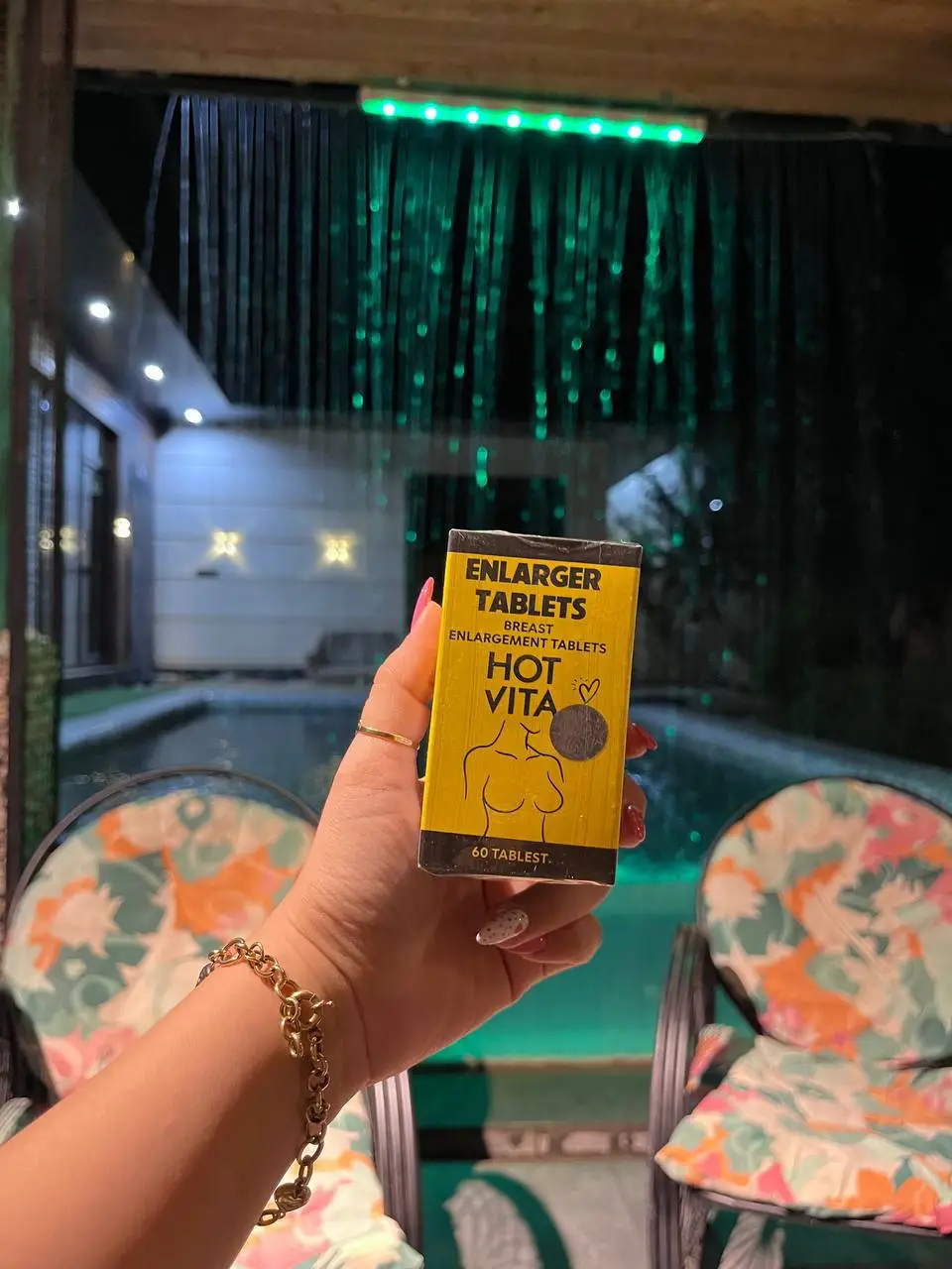 قرص حجم دهنده سینه هات ویتا اصل افزایش حجم